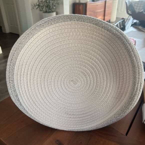 Extra Large Striped Coiled Kids' Rope
Basket Gray - Pillowfort™ - Picture 7 of 9